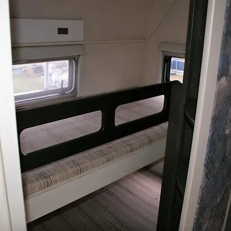 Campingplads Przyczepa Albatros 5,5 *